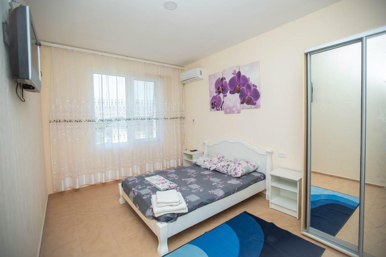 Amalia Hotel Zaliznyy Havn Eksteriør billede