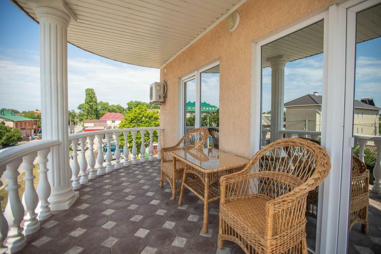 Amalia Hotel Zaliznyy Havn Eksteriør billede