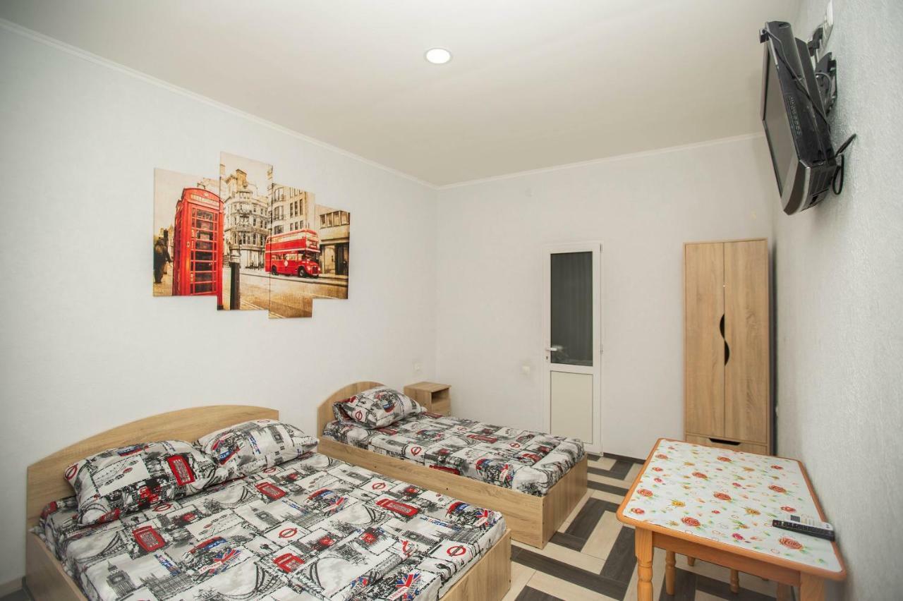 Amalia Hotel Zaliznyy Havn Eksteriør billede